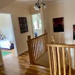 Elegant Townhouse Steps From Historic Castle Tatil Evi