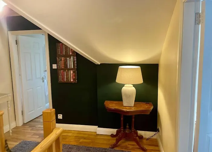 Elegant Townhouse Steps From Historic Castle * Birr