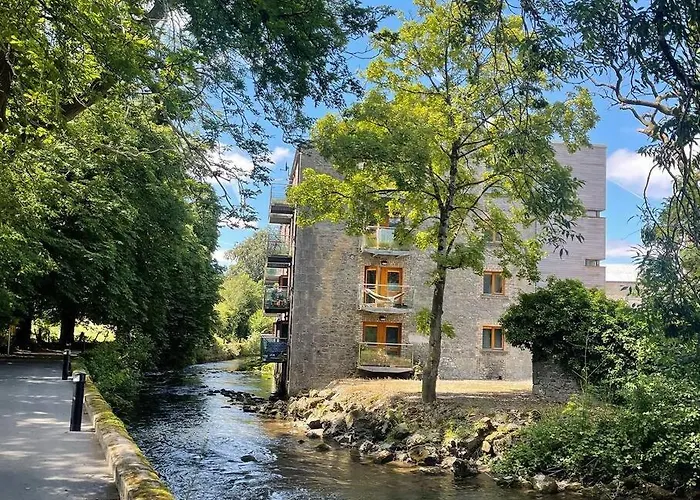 Elegant Townhouse Steps From Historic Castle * Birr